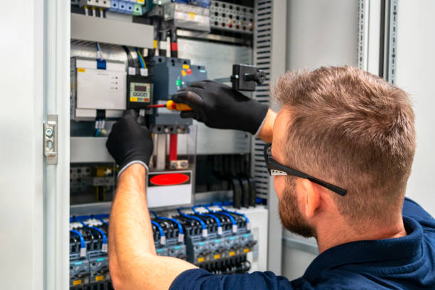 Best Circuit Breaker Repair  in Mukilteo, WA